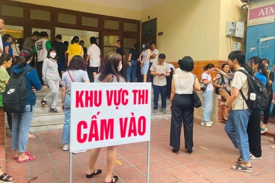 Hơn 6.000 sĩ tử bắt đầu kỳ thi tuyển sinh lớp 10 các trường THPT chuyên tại Hà Nội