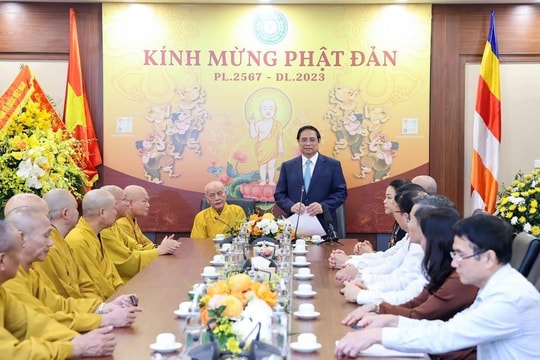 Thủ tướng chúc mừng Đại lễ Phật đản