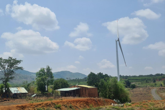 Doanh nghiệp điện gió không chấp hành yêu cầu dừng chạy thử nghiệm của UBND huyện