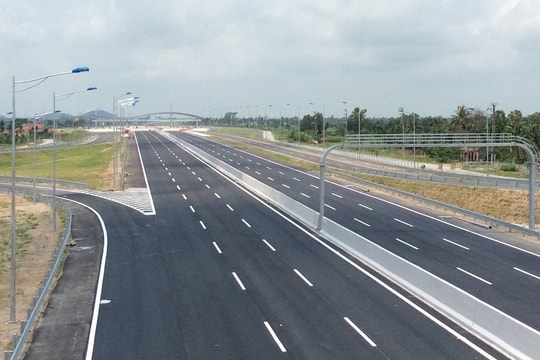 Thành lập Hội đồng thẩm định dự án tuyến cao tốc Ninh Bình - Hải Phòng đoạn qua Nam Định và Thái Bình