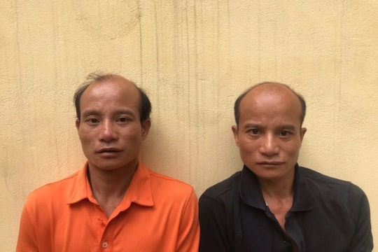 Hai anh em ruột bị bắt vì lăng mạ, hành hung công an