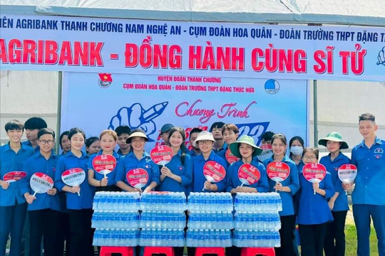 Nghệ An: Hơn 3.000 đoàn viên, thanh niên tiếp sức kỳ thi tuyển sinh lớp 10