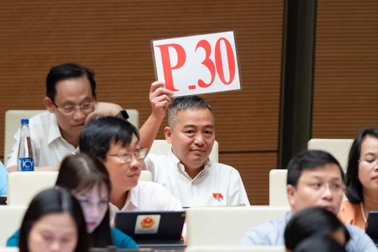 Nóng nghị trường Quốc hội về "điểm kích nổ” để Việt Nam bứt phá khoa học công nghệ