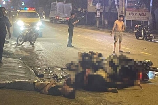 Hai xe máy va chạm trong đêm, 6 người thương vong