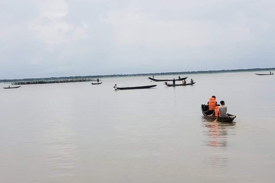 Đi đánh bắt cá, một người bị nước cuốn trôi