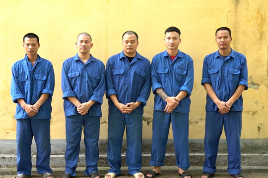 Triệt phá đường dây cá độ bóng đá, mua bán lô đề hàng nghìn tỷ đồng