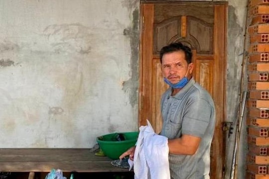 Ghen với vợ cũ, bỏ thuốc trừ sâu vào hồ tôm của "tình địch"