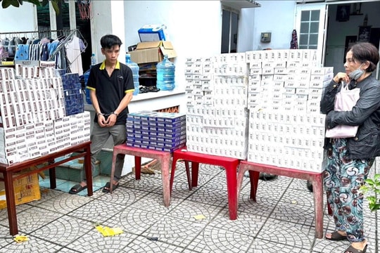 Công an Đồng Nai: Bắt quả tang 2 mẹ con buôn lậu hơn 4.100 bao thuốc lá