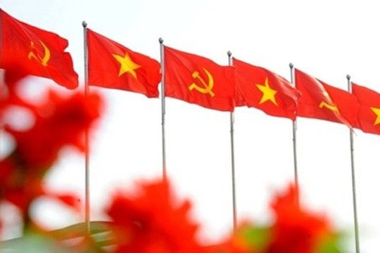 Cải cách, đổi mới thể chế để khuyến khích, bảo vệ cán bộ “6 dám”  vì lợi ích chung