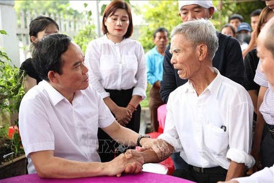 Vụ tấn công trụ sở xã ở Đắk Lắk: Phó Thủ tướng Trần Lưu Quang thăm hỏi, chia buồn cùng gia đình các nạn nhân