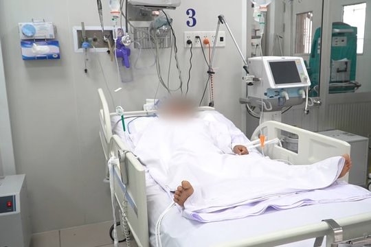 Vụ cả gia đình ngộ độc nấm: Thêm 1 người tử vong