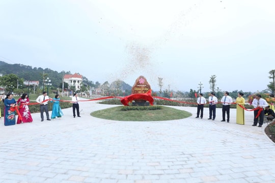 TP Lạng Sơn khánh thành công trình kỷ niệm ngày truyền thống Đảng bộ