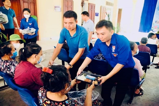 Học tập và làm theo lời Bác từ những việc làm thiết thực