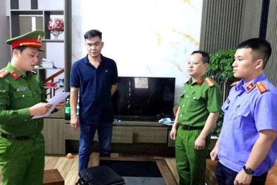 Khởi tố 13 đối tượng mua bán hóa đơn trái phép