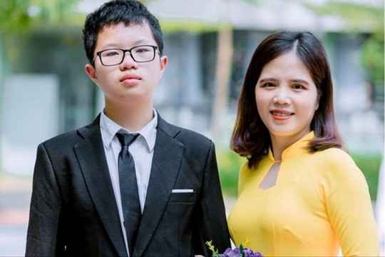 Thủ khoa chuyên Sư phạm với hai điểm 10 môn Toán