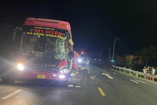 Phú Yên: Hai xe khách đối đầu, 11 người thương vong