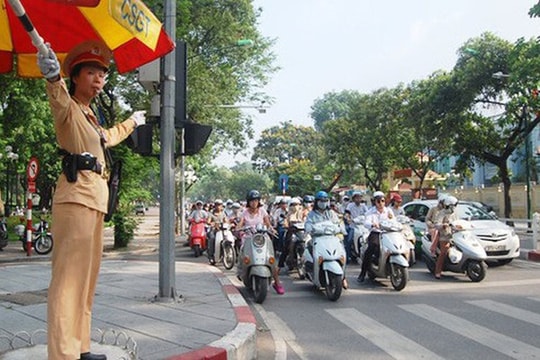 Hà Nội: Xử phạt gần 500 trường hợp vi phạm Luật Giao thông đường bộ
