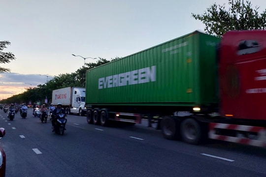 Đà Nẵng: Tạm ngưng hoạt động xe container, xe ben trong các ngày thi tốt nghiệp THPT