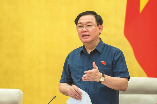 Báo chí là “cầu nối” quan trọng giữa Đảng, Quốc hội với nhân dân