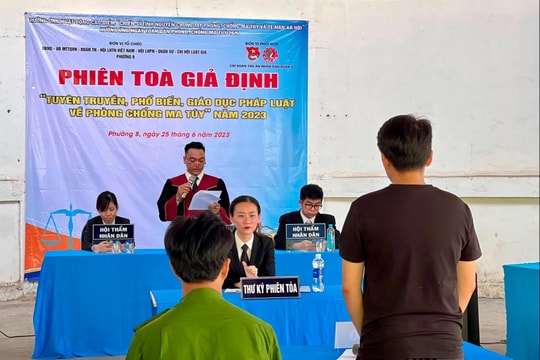 TAND quận 8 tổ chức phiên tòa giả định tuyên truyền phòng chống ma túy
