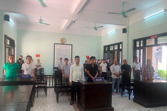 Xét xử đường dây đánh bạc qua mạng hơn 515 tỉ đồng
