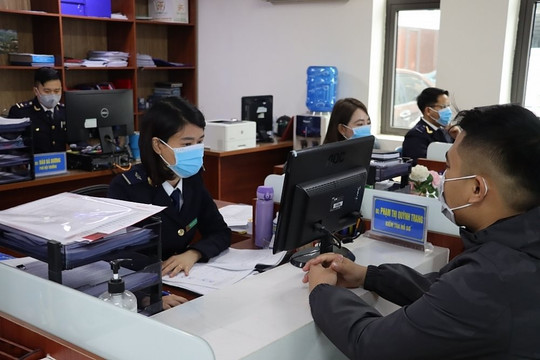 Hải quan Quảng Ninh thu ngân sách vượt tiến độ trong 6 tháng đầu năm 2023