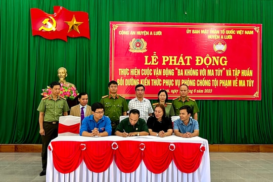 TT-Huế: Ký cam kết thực hiện giao ước cuộc vận động “ba không với ma túy”