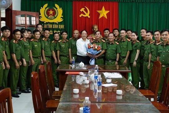 Công an Bình Định triệt xóa vụ tàng trữ súng đạn "khủng"