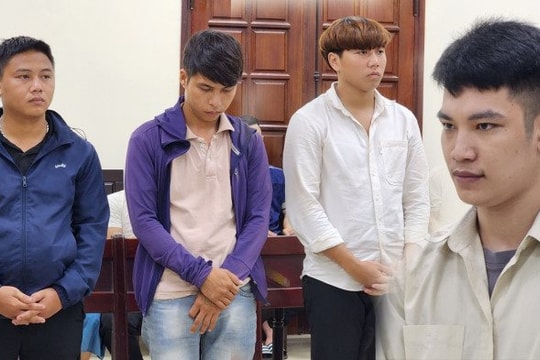 Tuyên án 4 đối tượng dùng chai bia ném vào người đi đường