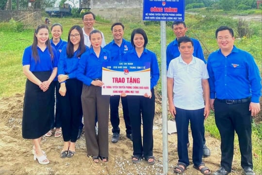 Ra mắt hệ thống cảnh báo đuối nước bằng năng lượng mặt trời