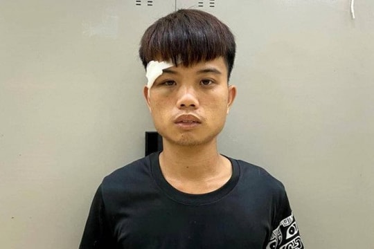 Khởi tố tài xế vi phạm nồng độ cồn, hành hung CSGT