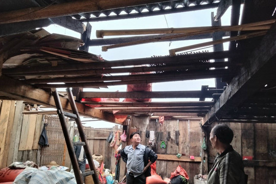 Mưa dông gây thiệt hại tại huyện miền núi Bảo Lạc