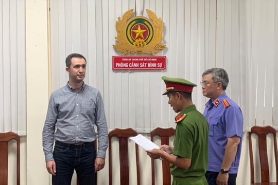 Điều hành 6 công ty cho vay nặng lãi, ông trùm người nước ngoài bị khởi tố