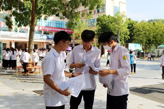 Một số trường THPT công lập tại Hà Nội sẽ hạ điểm chuẩn vào lớp 10