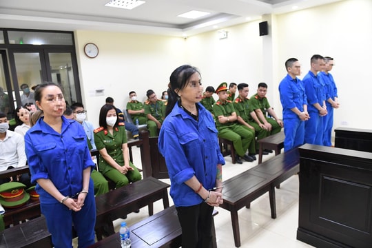 Dung “Thà” nhận bản án nghiêm khắc trong  vụ tặng ma túy tại quán bar