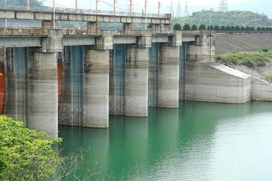 Mực nước thủy điện tăng nhanh, hồ thủy điện vừa, nhỏ phát điện tối đa