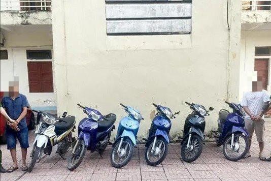 Bắt hai đối tượng thực hiện hàng loạt vụ trộm cắp xe máy