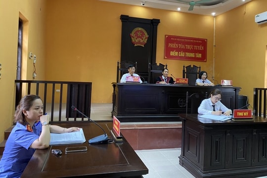 TAND thành phố Thanh Hóa xét xử trực tuyến 5 vụ án hình sự về ma túy