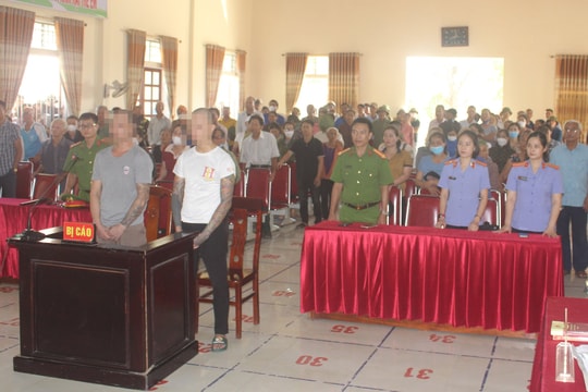 TAND huyện Quỳnh Lưu xét xử lưu động hai vụ án ma túy