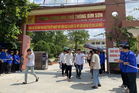 Thanh Hóa: 1 thí sinh bị đình chỉ thi trong buổi thi tổ hợp