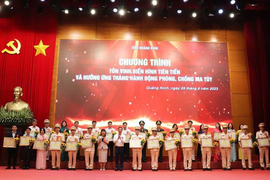 Quảng Ninh: Tôn vinh 50 tập thể, cá nhân tiêu biểu