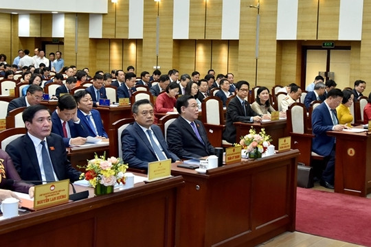 Chủ tịch Quốc hội dự khai mạc Kỳ họp thứ 12, HĐND thành phố Hà Nội Khoá XVI