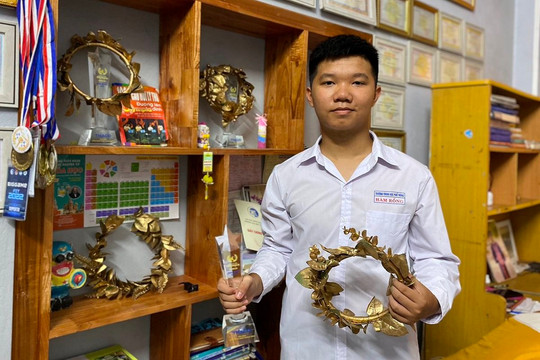 Gặp gỡ nam sinh xứ Thanh vào chung kết Đường lên đỉnh Olympia