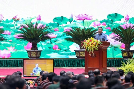Thủ tướng: Phát huy tinh thần 3 không về quân sự, quốc phòng