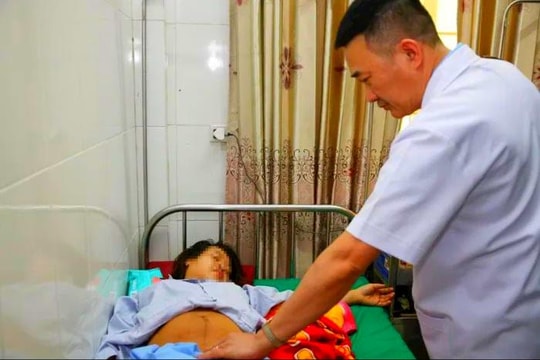 Cứu thành công hai mẹ con sản phụ bị vỡ tử cung đôi
