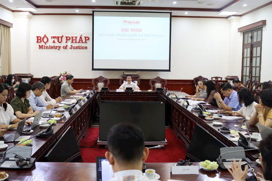 Cần cơ chế pháp lý để quản lý thuốc lá thế hệ mới