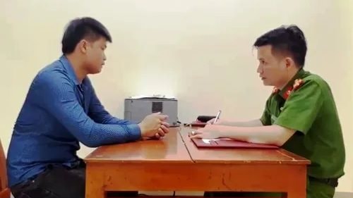 Dùng dùi cui điện chống lại lực lượng an ninh hàng không