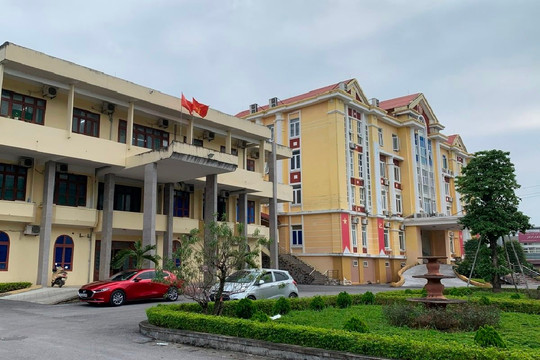Thanh Hóa: Hàng loạt vi phạm tại UBND huyện Hậu Lộc