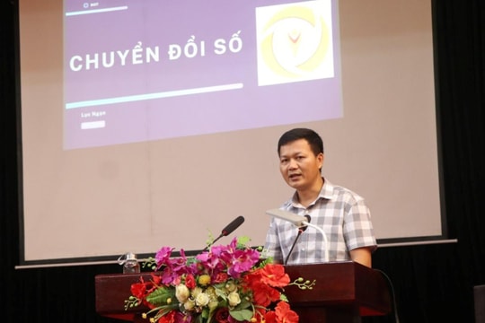 Huyện Lục Ngạn: Trang bị kiến thức chuyển đổi số cho cán bộ cấp huyện và xã