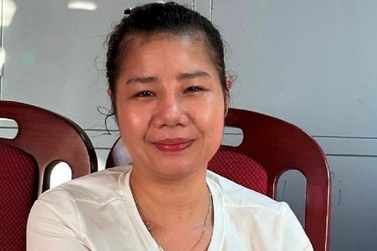 Người phụ nữ bị bán lúc 10 tuổi, trở về tìm người thân
